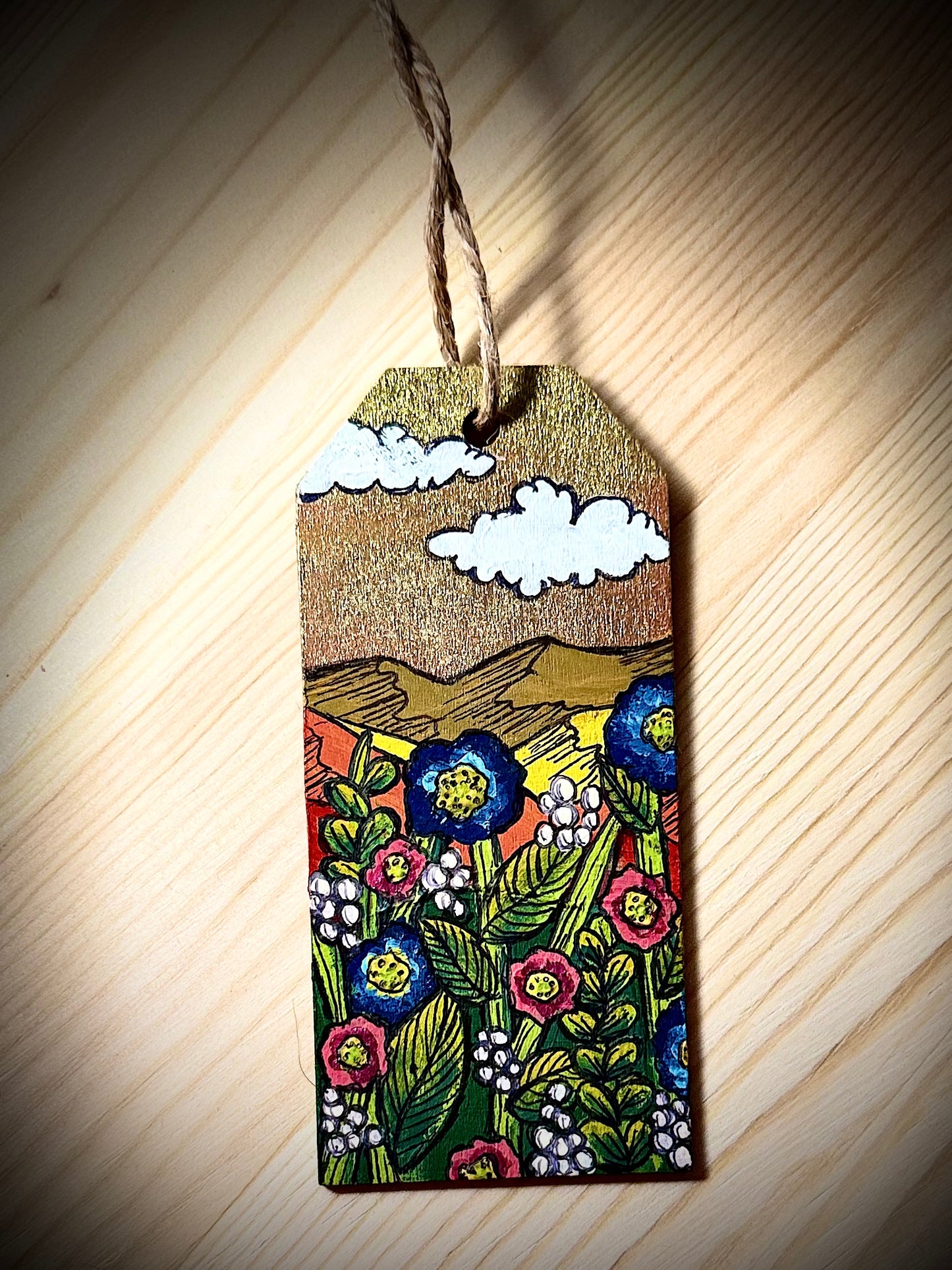 Wood Field of Flowers Gift Tag