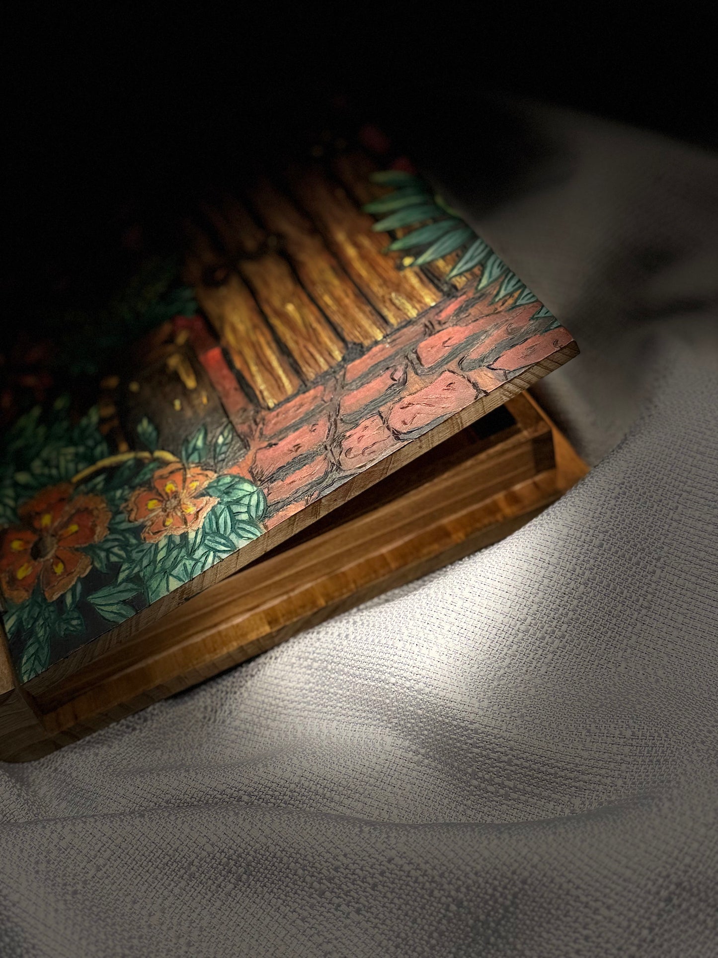 Wood Garden Book Box
