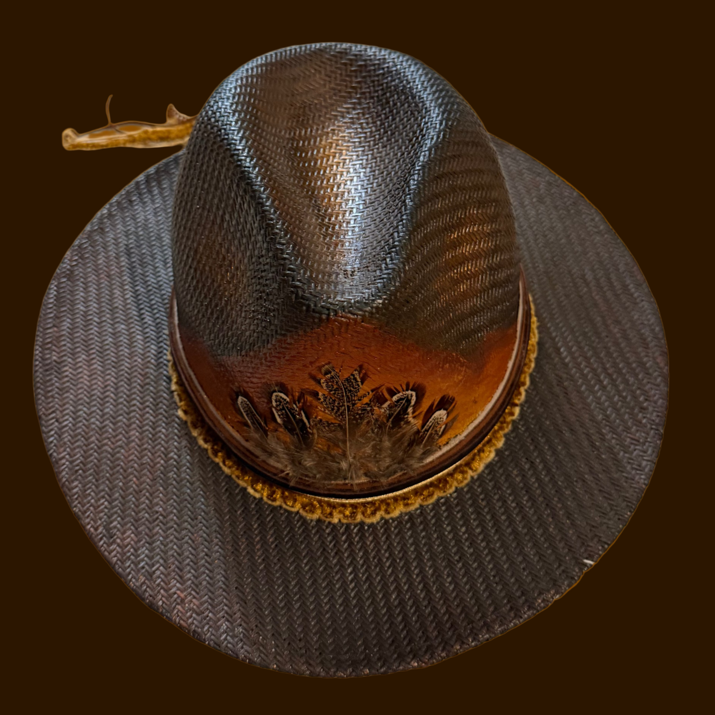 Hand-Painted Straw Fedora with feathers – Boho Style, Medium